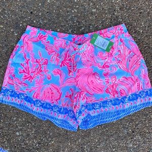 NWT Lilly Pulitzer Katia shorts, size large